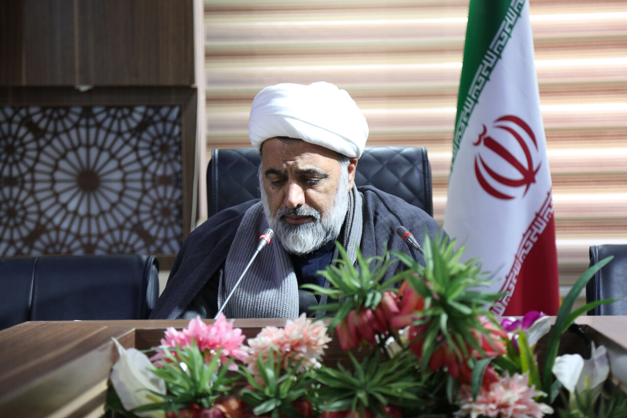 مشکلات مردم باید اولویت بندی شود و به گوش مسئولین برسد