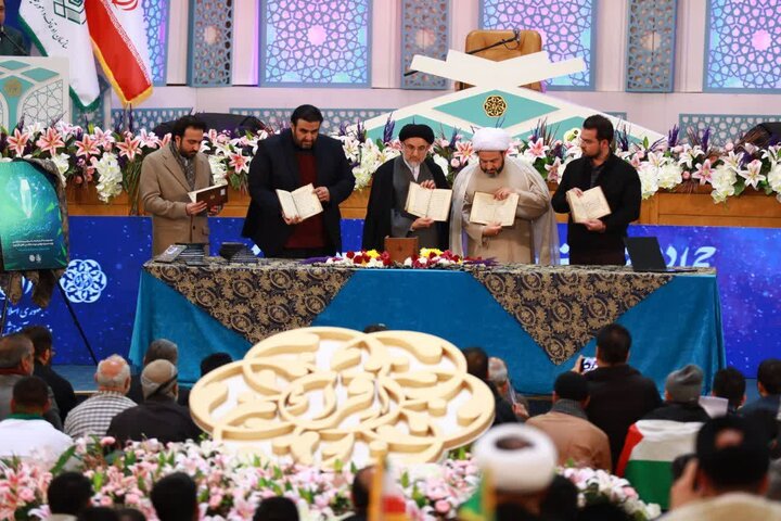 اجرای تحسین برانگیز نماینده های ایران در مسابقات بین المللی قرآن