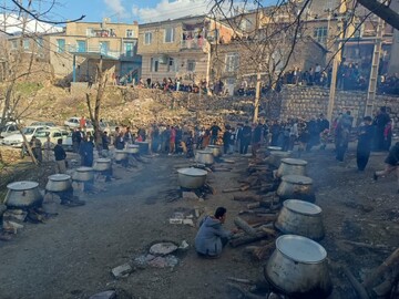 مراسم فرهنگی «کشکک» در روستای رزاب با حضور ۵ هزار گردشگر