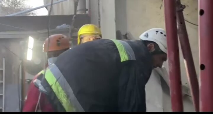 انفجار منزل مسکونی در ارومیه ۴ فوتی برجای گذاشت انفجار منزل مسکونی در ارومیه ۴ فوتی برجای گذاشت