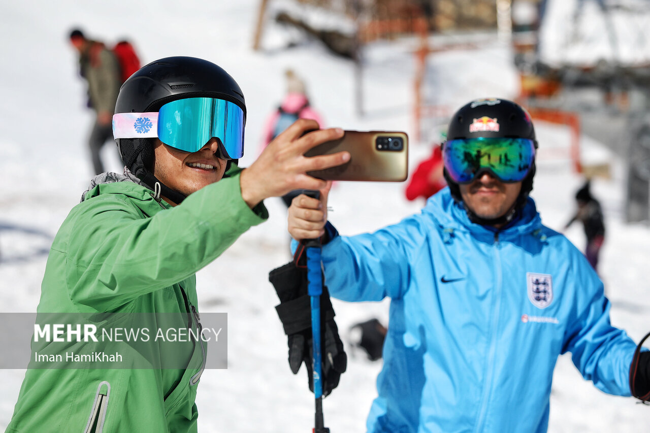 جاده پیست تاریک دره همدان در پیچ و خم بازگشایی/ بنبست گردشگری زمستانی