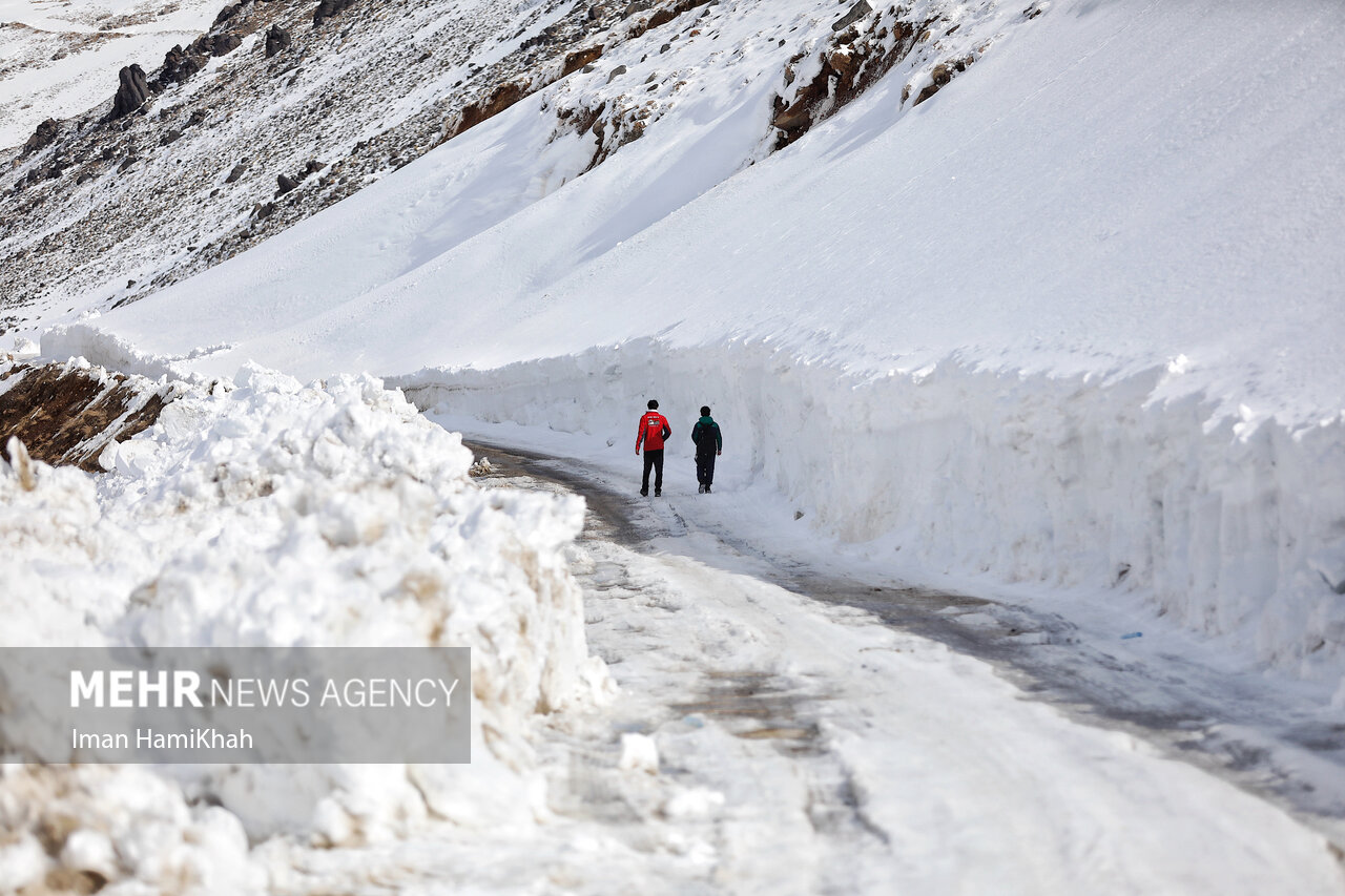 جاده پیست تاریک دره همدان در پیچ و خم بازگشایی/ بنبست گردشگری زمستانی