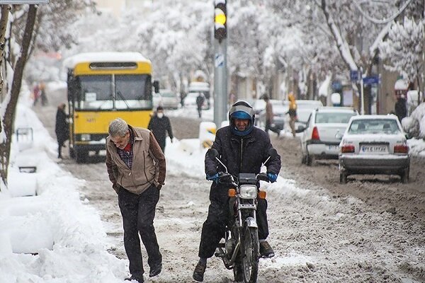 افزایش تصادفات در روزهای برفی/ توصیه‌های پلیس به رانندگان