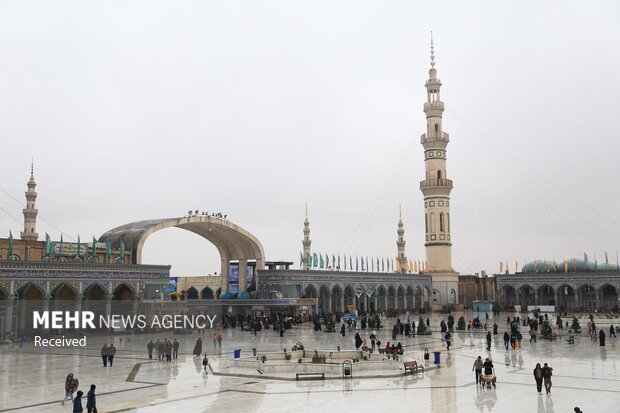 حال و هوای بارانی مسجد مقدس جمکران