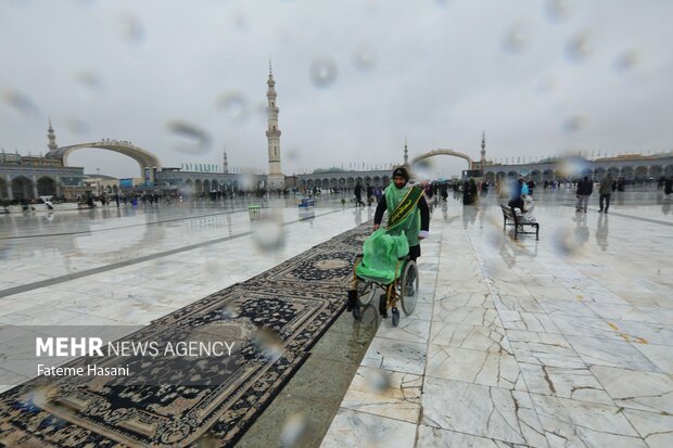 مسجد مقدس جمکران در روز نیمه شعبان