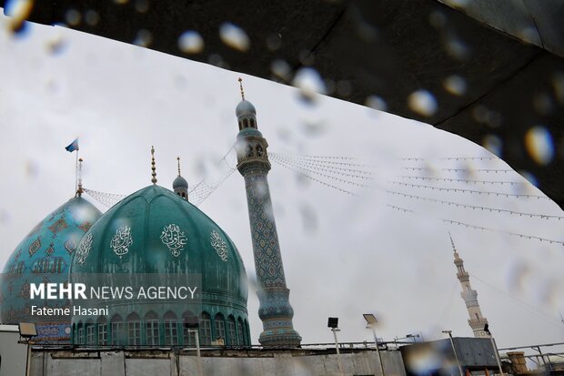 مسجد مقدس جمکران در روز نیمه شعبان