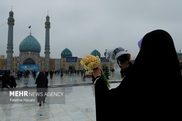 مسجد مقدس جمکران در روز نیمه شعبان