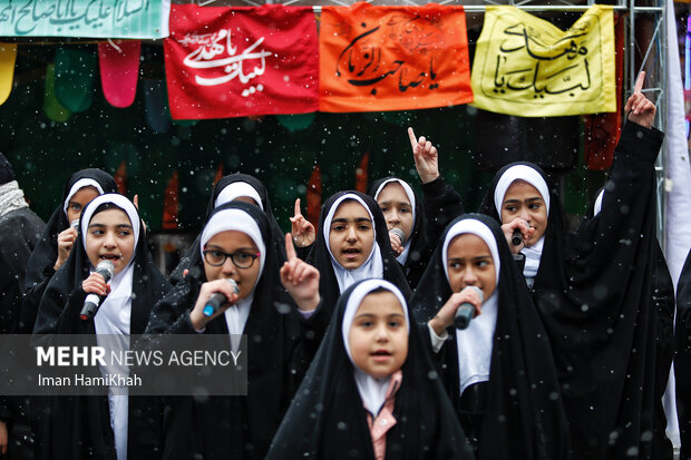 جشن ۱۵ کیلومتری میلاد منجی در همدان