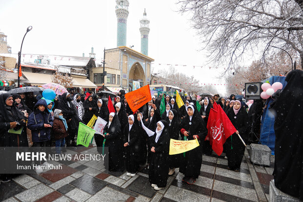 جشن ۱۵ کیلومتری میلاد منجی در همدان