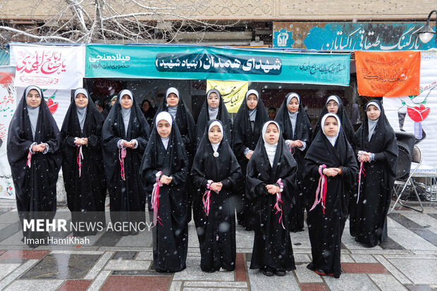 جشن ۱۵ کیلومتری میلاد منجی در همدان