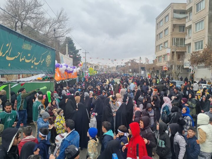 جشن پرشور خیابانی نیمه شعبان در نهاوند