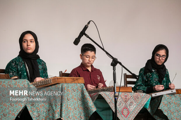 جشن سی سالگی دانشگاه سوره امروز ۷ اسفند ۱۴۰۲ در حوزه هنری برگزار شد