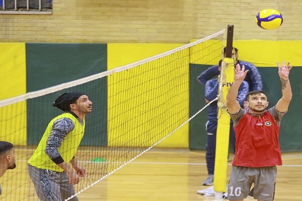 سپاهانی ها پیش از دیدار با استقلال والیبالیست شدند