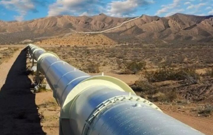 الحكومة الباكستانية تصادق على مشروع خط أنابيب الغاز مع إيران