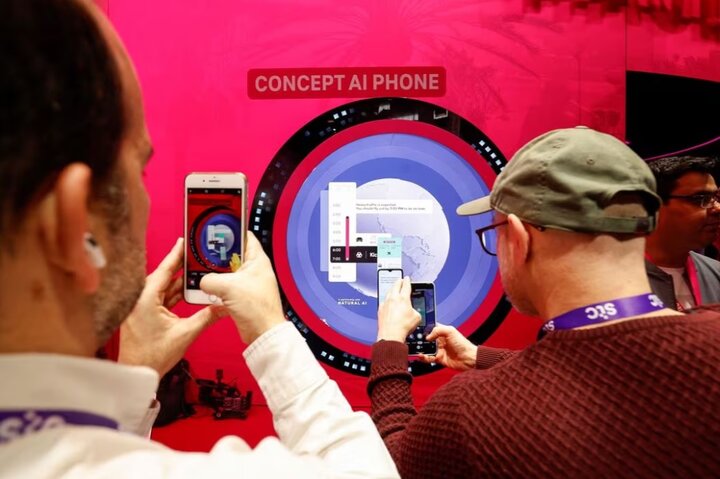 هوش مصنوعی در یک موبایل جایگزین اپ شد!