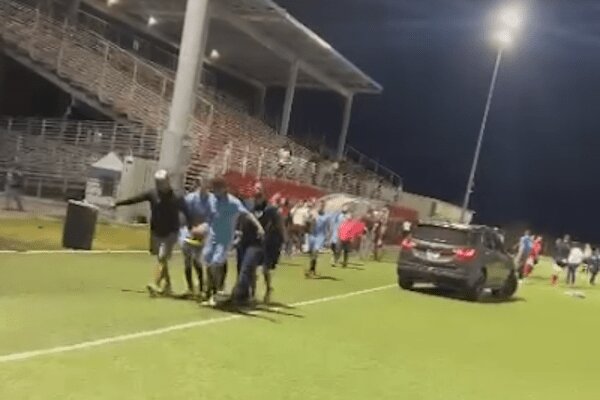 تیراندازی در مسابقه فوتبال در کارائیب؛ ۷ نفر به شدت زخمی شدند
