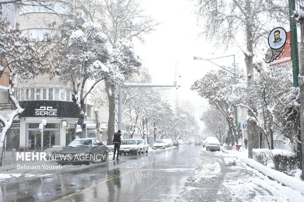 حال و هوای برفی شهر اراک