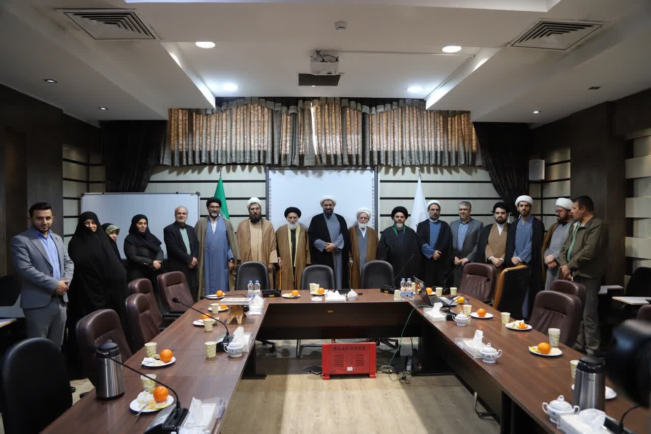 برگزاری نشست هماندیشی اساتید با کاندیداهای خبرگان رهبری همدان