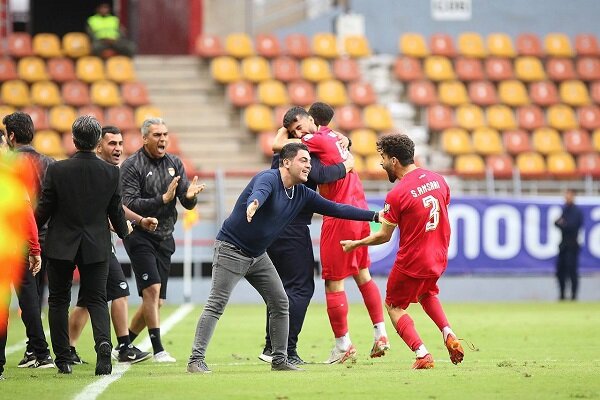 فولاد و ملوان امتیازات را تقسیم کردند/ ملوان همچنان شکست ناپذیر