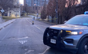 2 men dead, 3 hospitalized after 2 Toronto shootings