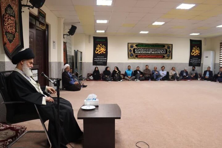 صنایع گاز و نفت استان بوشهر از شاهین و ایرانجوان حمایت کنند