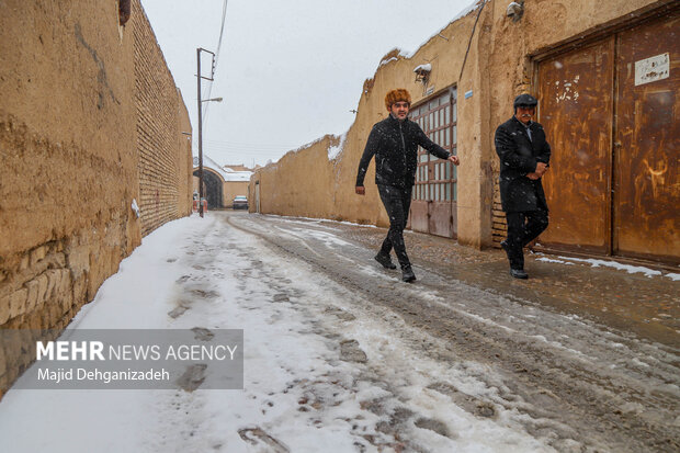 برف زمستانی در نخستین شهر خشتی جهان