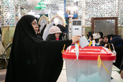 Polling station at Imamzadeh Saleh (AS) holy shrine