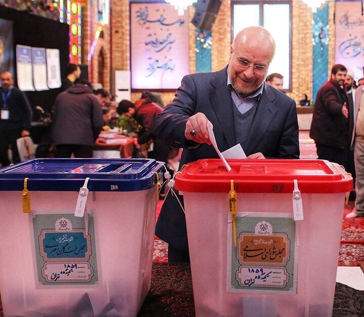  محمد باقر قاليباف يدلي بصوته في انتخابات مجلس الشورى ومجلس خبراء القيادة