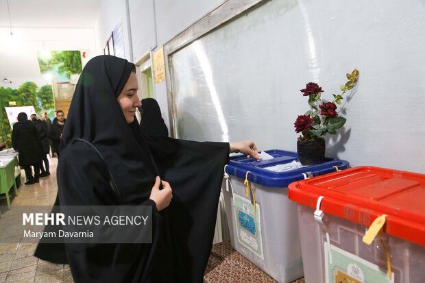 تب داغ انتخابات در آذربایجان غربی/شور سیاسی برای خلق حماسه ملی