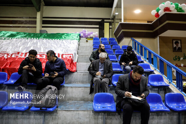 ایران: کھلاڑیوں کے لئے شہید شیرودی اسٹیڈیم میں خصوصی پولنگ اسٹیشن کا قیام