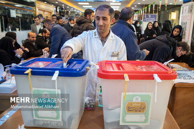 لحظه های ناب از حضور مردم مازندران