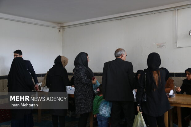 بینش سیاسی کرمانشاهیان نوید حماسه می دهد/ ما شرکت میکنیم چون ...