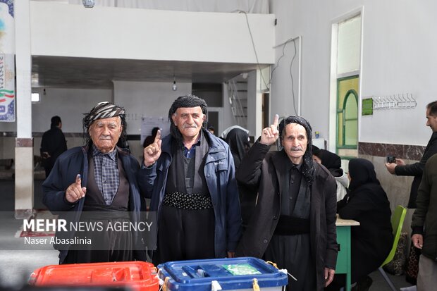 خرۆشی گەل بۆ بەشداریی لە هەڵبژاردن/دوایین هەواڵ لە پرۆسەی دەنگدان لە ئێران