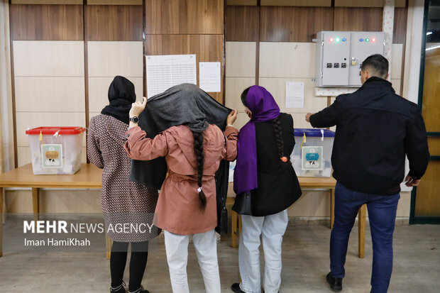 ساعات پایانی شکوه حضور در انتخابات همدان