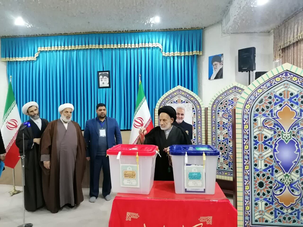 ایران میں عام انتخابات: عوام کی پرجوش شرکت نے دشمنوں کو مایوس کر ڈالا
