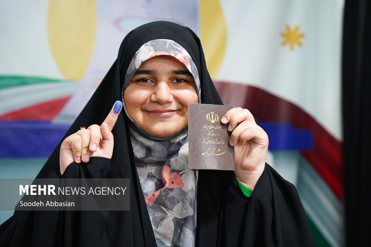 مشق سیاسی ۱۷ هزار رأی اولی اصفهان در کارزار انتخابات هشتم تیر ماه