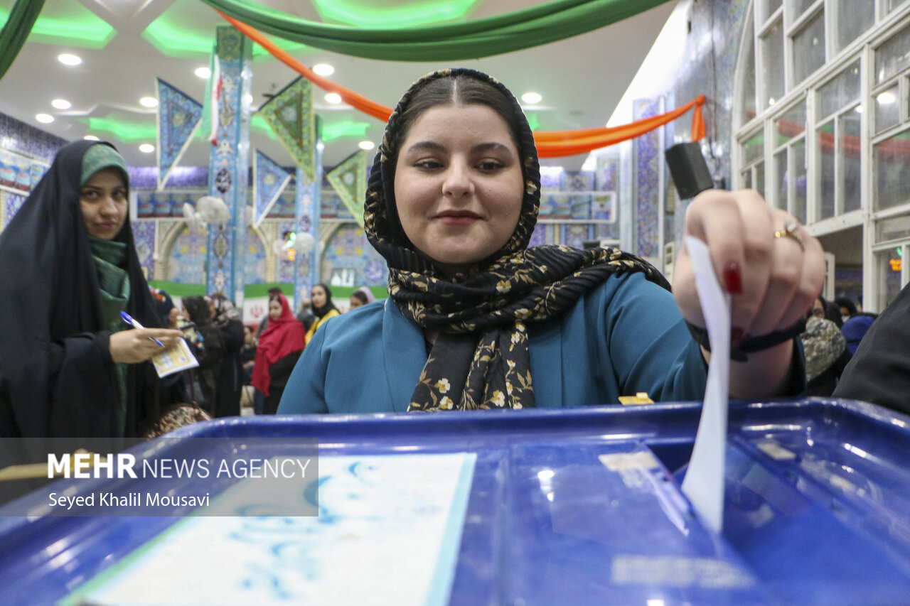 خوزستانی‌ها امروز ۳ نماینده دیگر خود را انتخاب می‌کنند