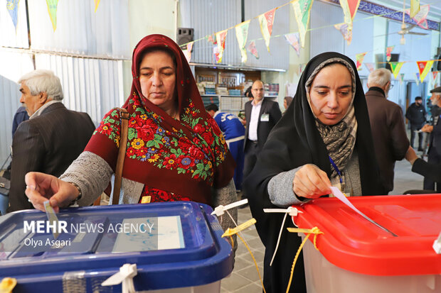 بررسی میزان مشارکت مردمی در انتخابات استانها/ خلق حماسه ای دیگر