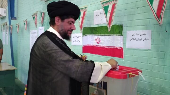 ملت ایران پیروز میدان ۱۱ اسفند/ حماسهای که دشمن را روسیاه کرد