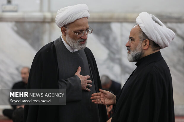 Funeral for senior cleric Ayatollah Kashani