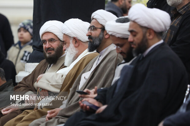 مراسم وداع با پیکر آیت الله امامی کاشانی