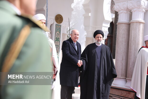 Algeria's president receives president Raeisi