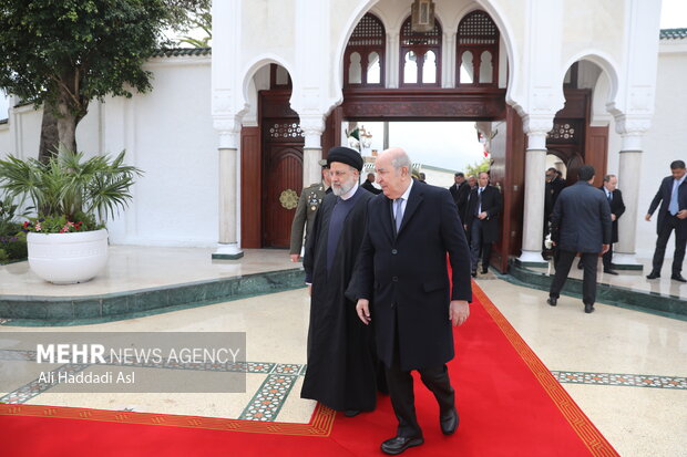 Algeria's president receives president Raeisi