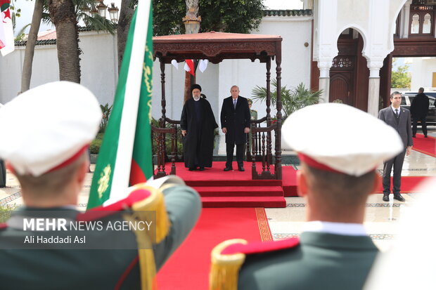 Algeria's president receives president Raeisi