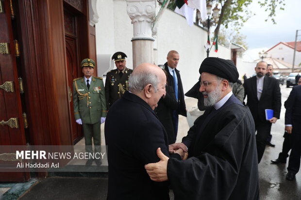 Algeria's president receives president Raeisi