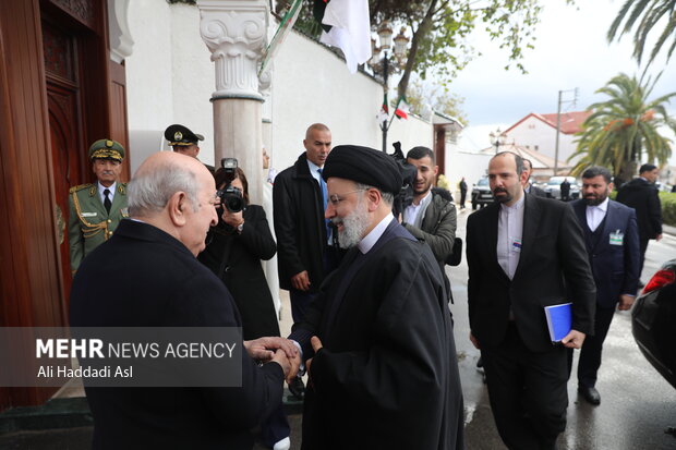 Algeria's president receives president Raeisi