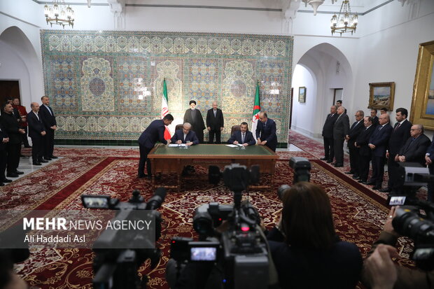 Iran, Algeria presidents presser