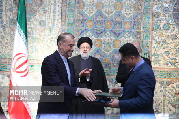 Iran, Algeria presidents presser