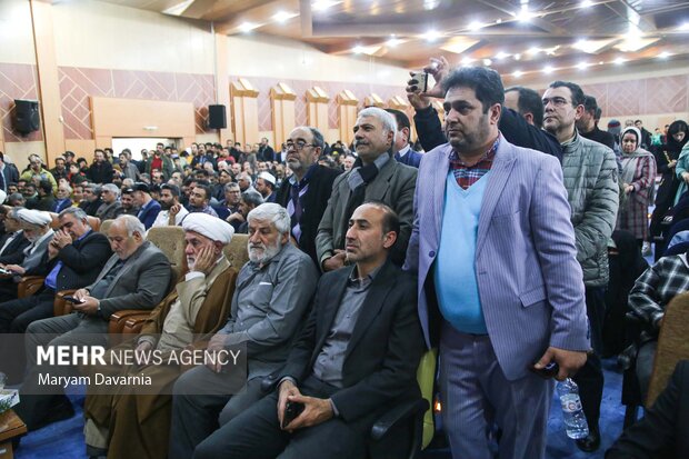 جشن نامزدهای پیروز انتخابات مجلس شورای اسلامی در بجنورد