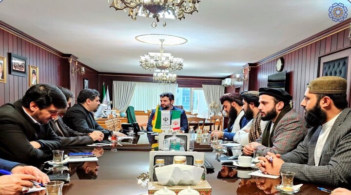 Kabul calls for opening economic office in Iran's Chabahar 